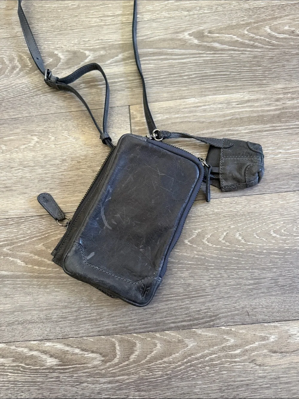 Leather Crossbody Phone Wallet with AirPods Pouch